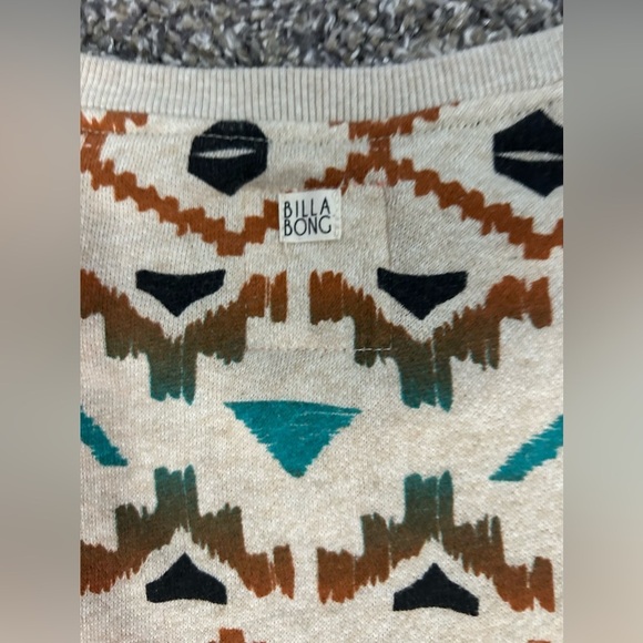 Billabong Aztec design crewneck sweatshirt with raw hemline/cuffs XL - Picture 6 of 9
